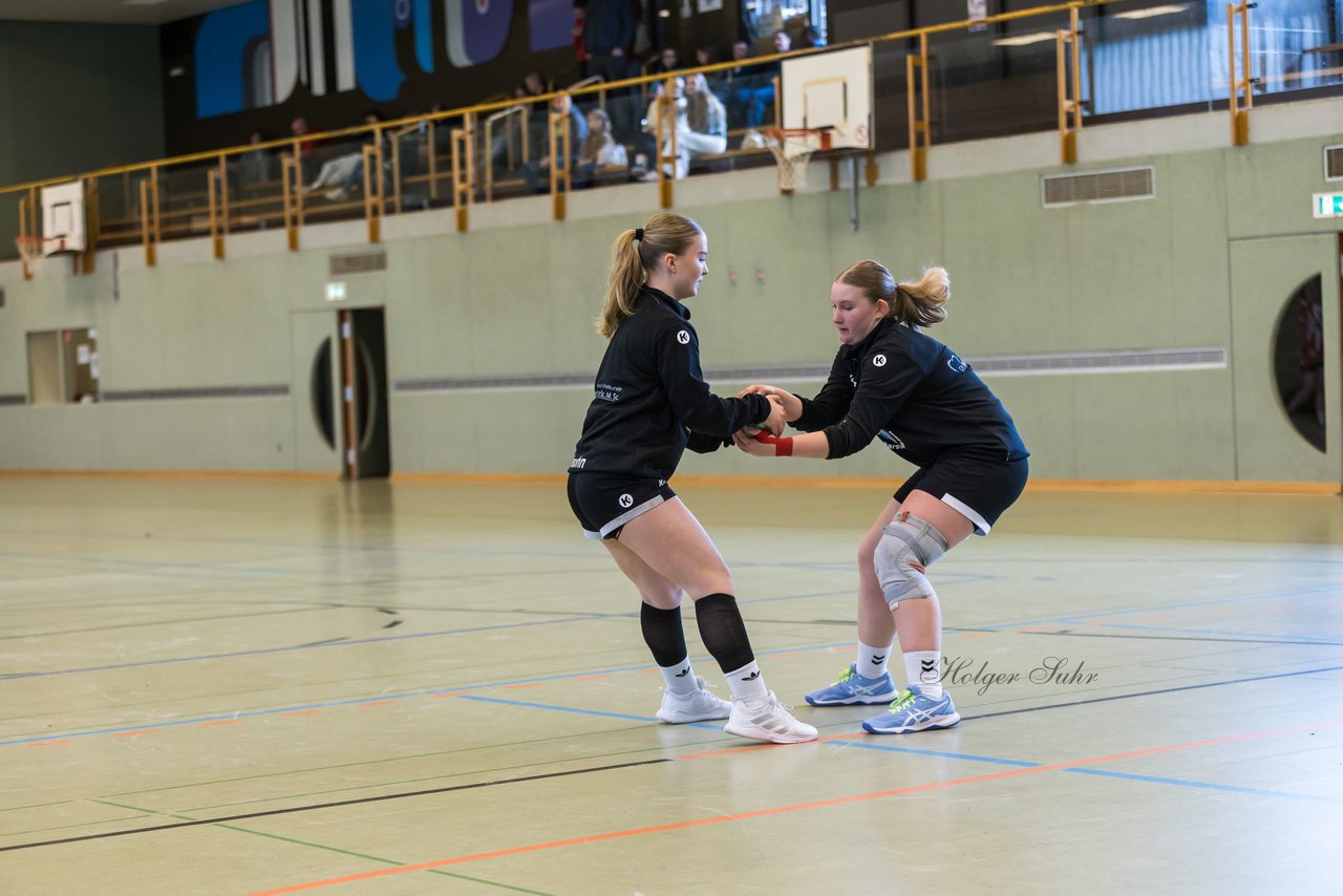 Bild 43 - wBJ SV Henstedt Ulzburg - Bramstedter TS : Ergebnis: 27:15